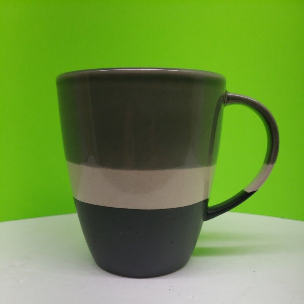 Baum METRO Dsgn Gray Ivory Charcoal Stripe Accents Tea Coffee Mug Cup 4.75" 16oz